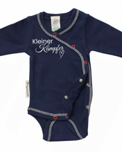 Lade das Bild in den Galerie-Viewer, Frühchen Wickelbody, Gr.44 -"Kleiner Kämpfer" (Art.Nr.15)