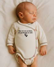 Lade das Bild in den Galerie-Viewer, Frühchen Wickelbody, Gr.44 -"Man ist nie zu klein, um großartig zu sein" (Art.Nr.20)