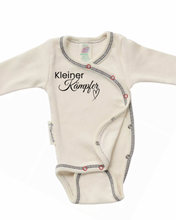 Lade das Bild in den Galerie-Viewer, Frühchen Wickelbody, Gr.44 -"Kleiner Kämpfer" (Art.Nr.15)